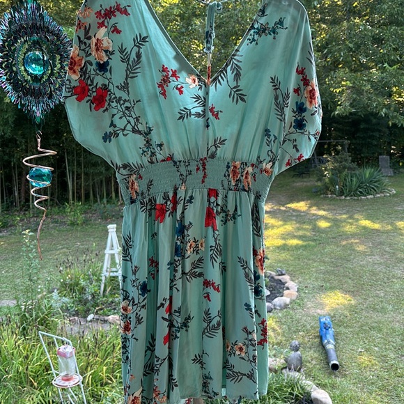 Bundle of Green/Blue Dresses size L - Picture 4 of 11